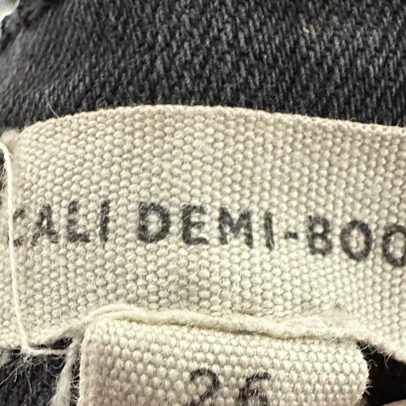 Madewell Cali Demi-Boot Jeans in Bellspring Wash: Button-Front Edition Black 26 - Picture 8 of 9